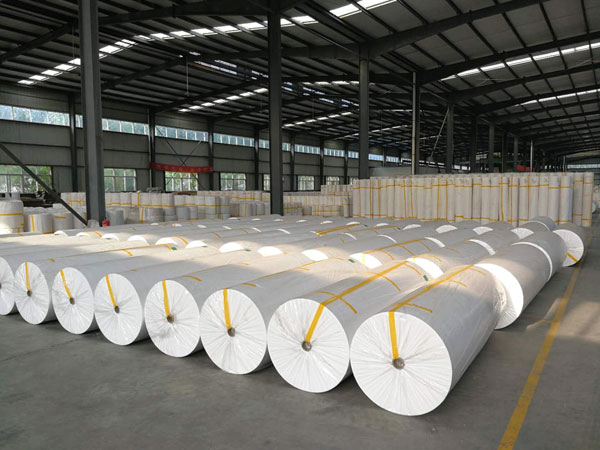 感城镇狭缝式涤纶纺粘无纺布